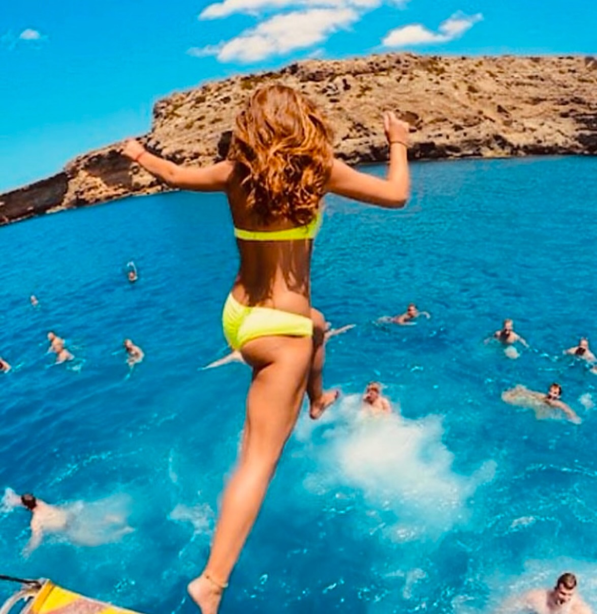 SPLISH SPLASH 💦 
Koločep Island 🌴
Boat Party Dubrovnik 🤩🎉

#boatpartydubrovnik #traveldubrovnik #dubrovnik #adriaticvibes
